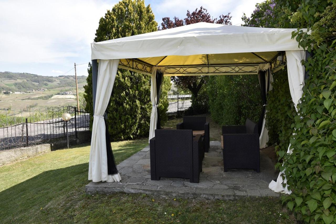 Casavacanzedezza Montecalvo Versiggia Luaran gambar