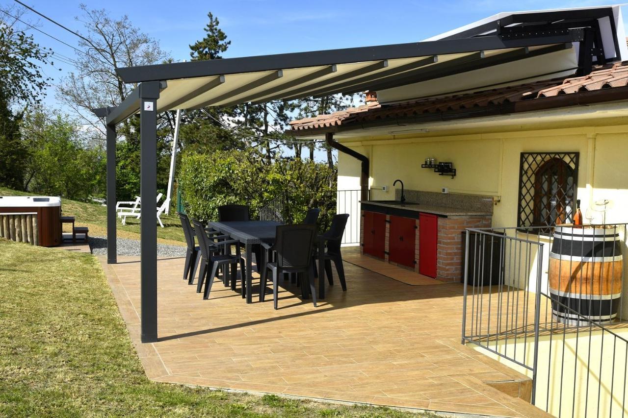 Casavacanzedezza Montecalvo Versiggia Luaran gambar